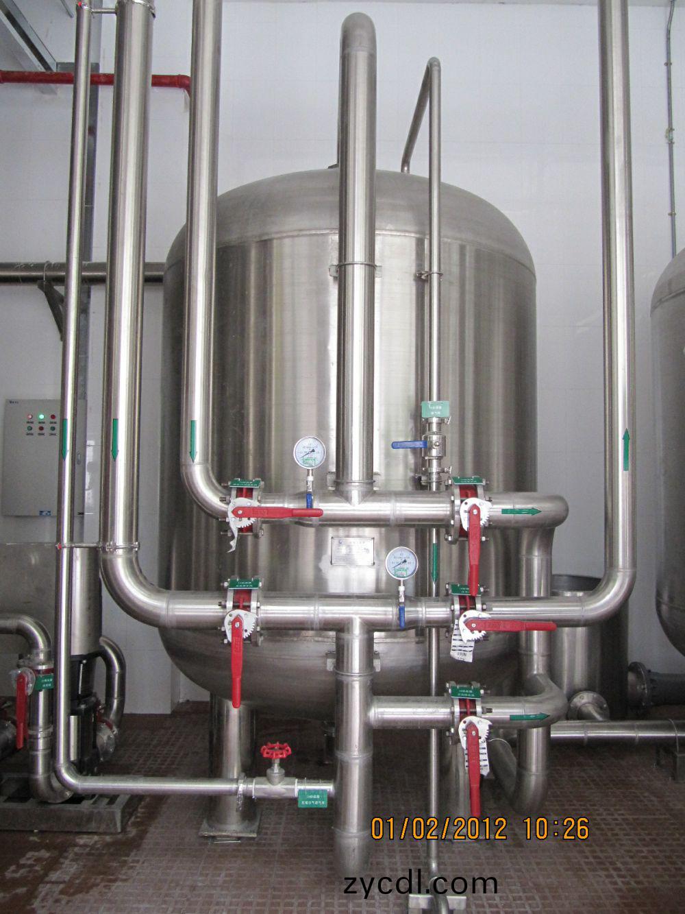 飲料廠(chang)20m3ph純(chun)水(shui)係(xi)統